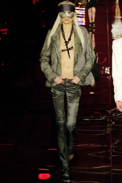 Look 26